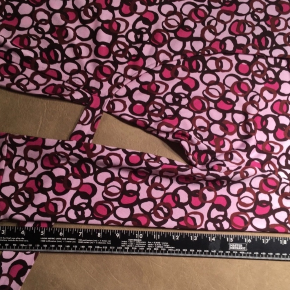 Diane Von Furstenberg Justin Silk Jersey Wrap Dress in Pink & Brown Circles - Picture 4 of 12